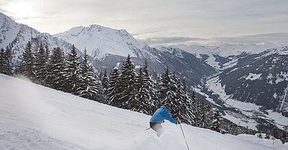 Skireise nach Schwendau-Mayrhofen in Österreich. Freeride
