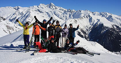 Silvesterreise in Österreich im Grossglockner Resort mit Hoefer Sport und Reisen über Neujahr. Skigruppe