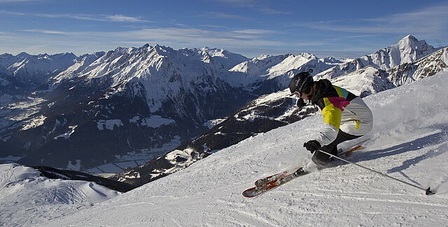 Skifahren im Skiurlaub in das Grossglockner Resort in Österreich mit Hoefer Ski und Reisen.