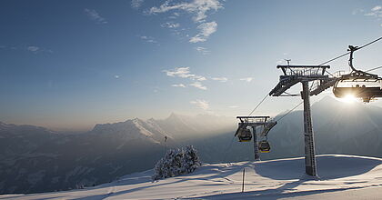 Die Gondel in Schwendau Mayrhofen beim Sonnenaufgang.