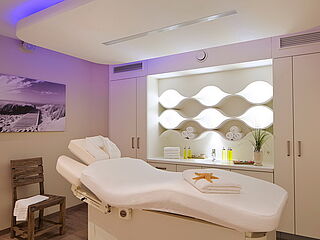 Liege auf der Fitnessreise in st. Peter Ording im Beach Motel