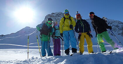 Freeriden auf den skireisen mit der snowacademy und hoefer sport und reisen. Skigurppe