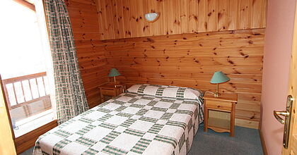 Zimmer in der Ortsgalerie auf der Skireise nach la Rosiere in Frankreich.