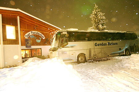 Skireisen mit hoefer sport und reisen am Forellenhof an die Gerlitzen Alpe in Österreich. Busanreise