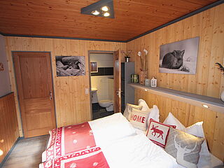 Die Skireise nach Trois Vallées in Frankreich im 2er Doppelzimmer Nr. 10 im Chalet Orchis Haut.