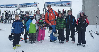 Skikurs und Guiding auf den skireisen mit hoefer sport und reisen. Skigruppe