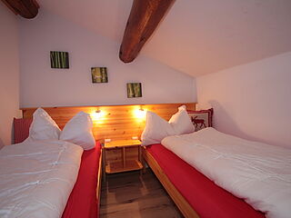 Die Skireise nach Trois Vallées in Frankreich im 2er-Zimmer Nr. 2 im Chalet Orchis Haut.
