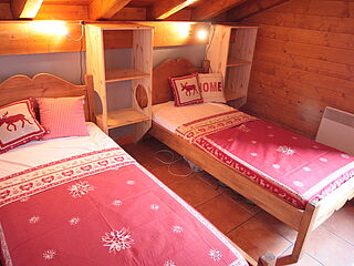 Die Skireise nach Trois Vallées in Frankreich. 2er-Zimmer Nr. 9 im Ferienclub Tros Vallées.