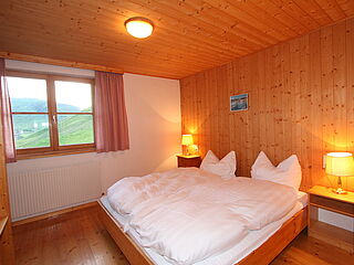 2er-Zimmer Nr. 209 im Clubhaus Sonnenfluh auf der Skireise nach Warth am Arlberg in Österreich mit hoefer sport und reisen.