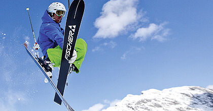 Freeriden auf den skireisen mit der snowacademy und hoefer sport und reisen. Sprung Trick