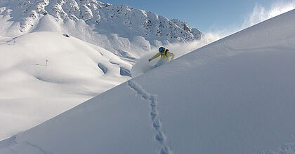 Mit Hoefer Skireisen Top Schnee in den Alpen geniessen