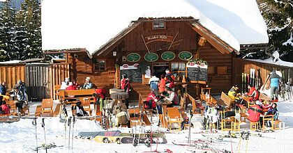 Silvesterreisen mit hoefer sport und reisen am Forellenhof an die Gerlitzen Alpe in Österreich. Skihütte