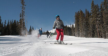 Skikurs und Guiding auf den skireisen mit hoefer sport und reisen. Guiding