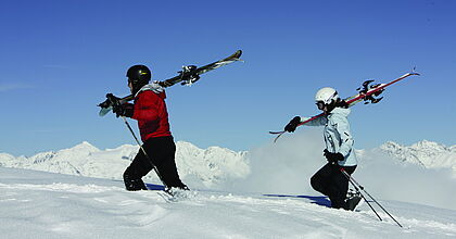 Auf der Skireise mit hoefer sport und reisen an die Schwemmalm in das Ultental in Italien. Skiwanderung